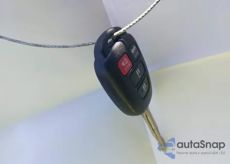 2016 Toyota Corolla Le Plus from USA, damaged, VIN 5YFBURHEXGP485488